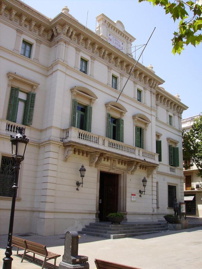 New! Apartment In Sarria Near Metro Barcelona Exterior photo